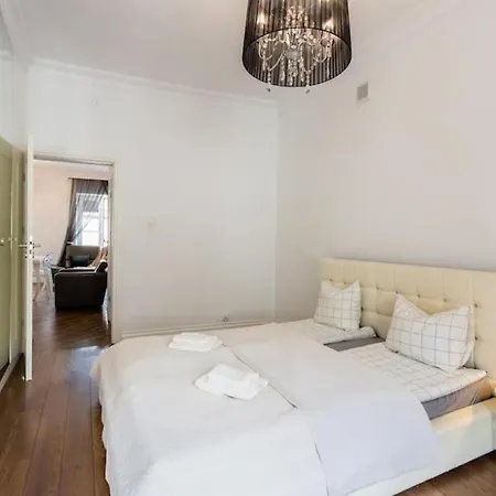 Urban Chic -one Bedroom - - Podwale Apartman *